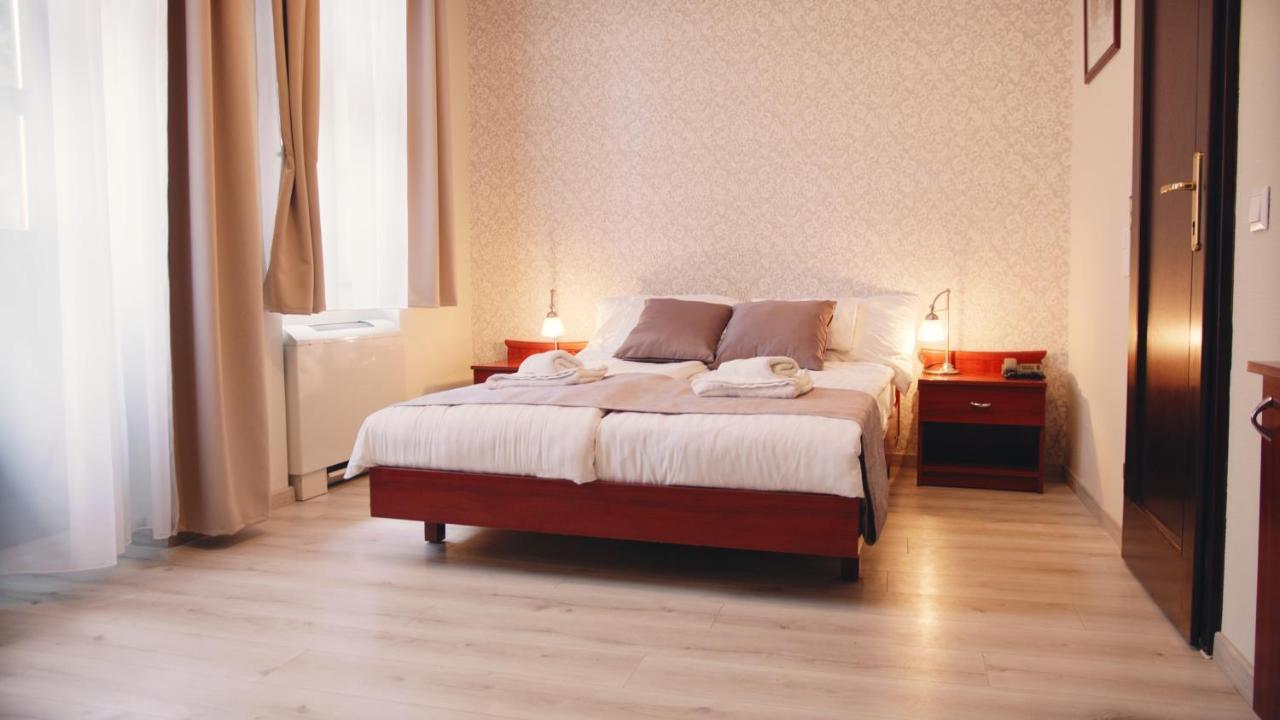 Aqua Villa Eger Luaran gambar