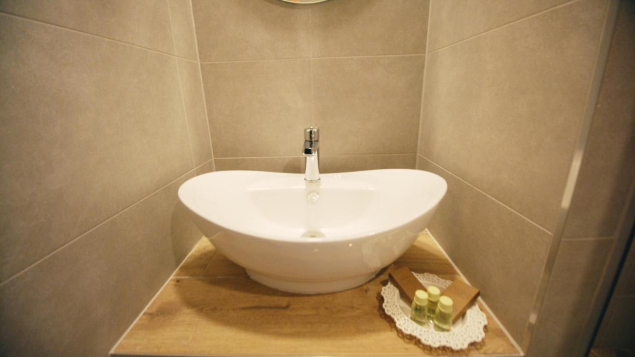 Aqua Villa Eger Luaran gambar
