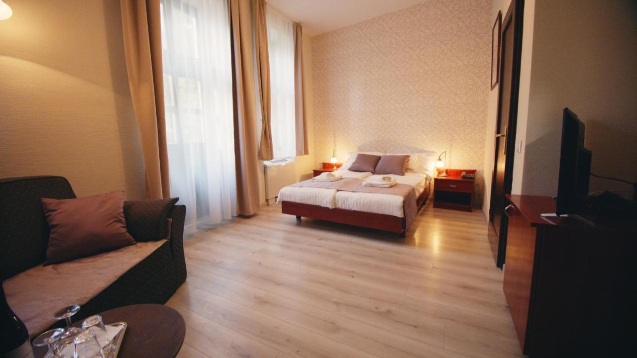 Aqua Villa Eger Luaran gambar