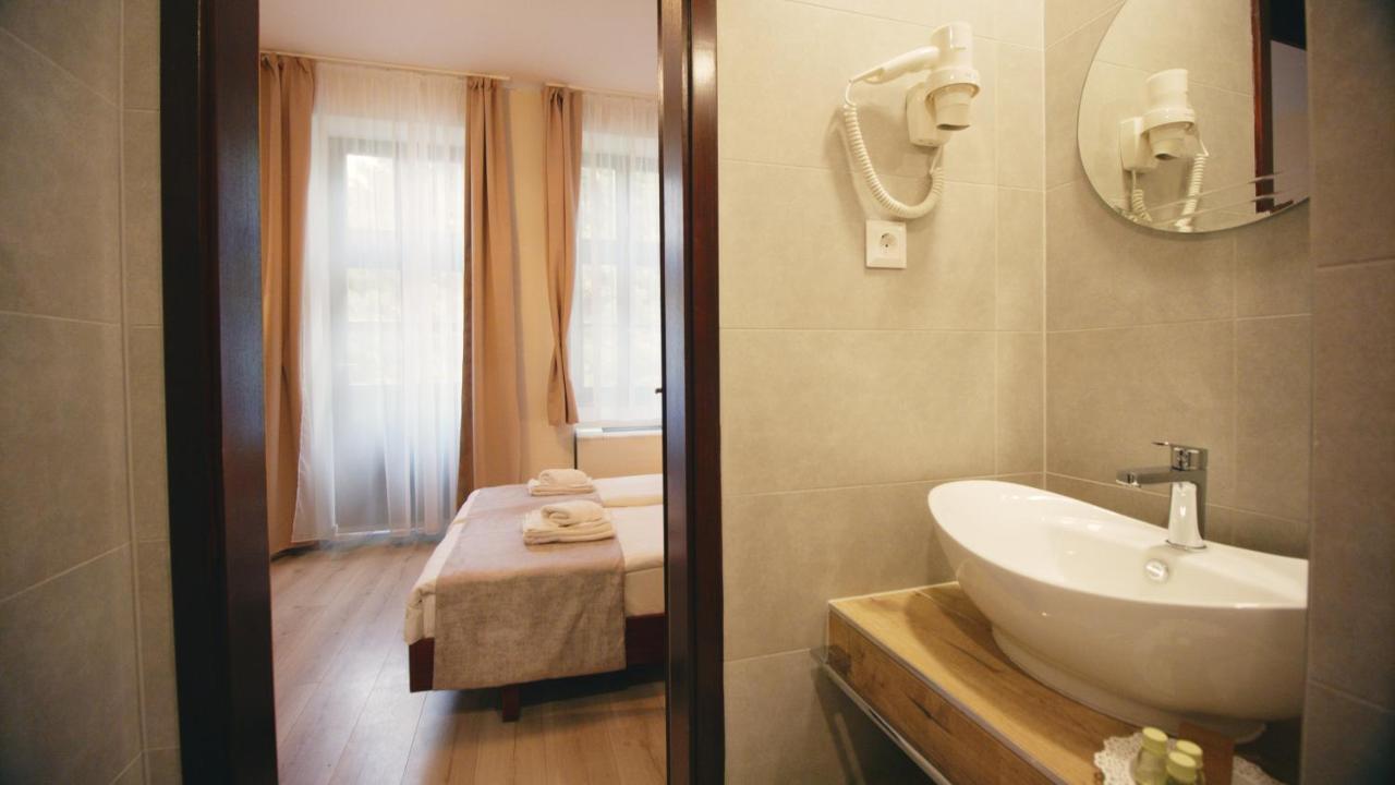 Aqua Villa Eger Luaran gambar
